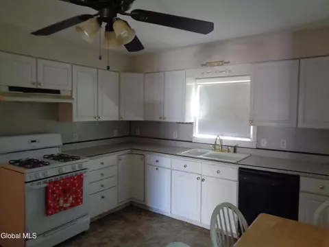 Kitchen - 751 Spring St, Schenectady, NY 12303 photo 2 of 2