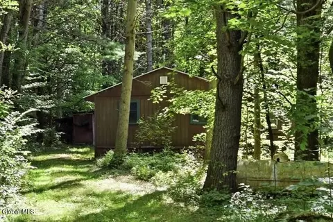 172 Green St, Saint Johnsville, NY 13452