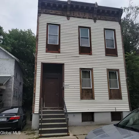 239 Colonie St, Albany, NY 12210