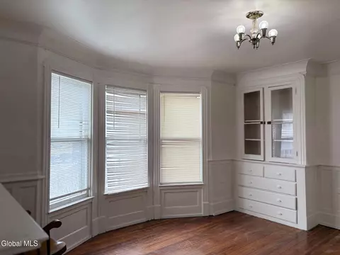 Living - 314 Georgetta Dix, Schenectady, NY 12307 photo 9 of 10