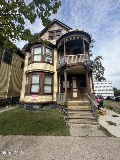 314 Georgetta Dix, Schenectady, NY 12307