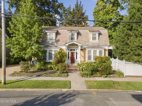919 Myrtle Ave, Albany, NY 12208