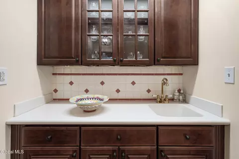 Other - 25 Oaktree Ln, Schenectady, NY 12309 photo 6 of 14