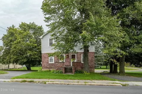 505 Saratoga St, Cohoes, NY 12047