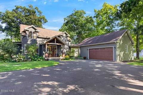 96 Westside Dr # -B, Ballston Lake, NY 12019