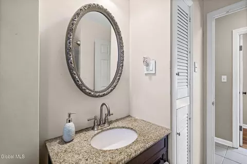 Bath - 2031 Gray St, Schenectady, NY 12306 photo 2 of 2