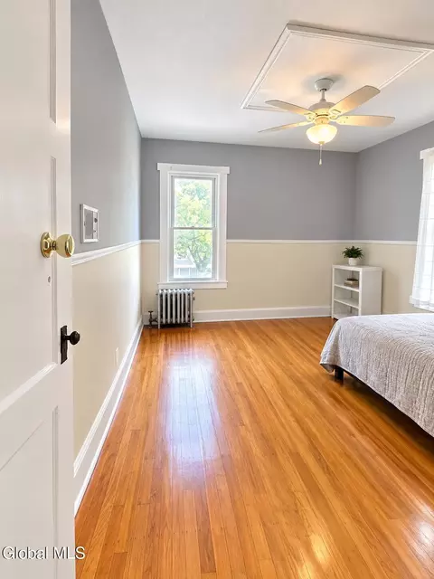 Bedroom - 1033 Eastern Ave, Schenectady, NY 12308 photo 3 of 3
