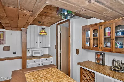 Kitchen - 16 Golf Rd, Schenectady, NY 12304 photo 9 of 9