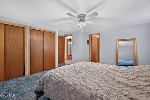 Bedroom - 16 Golf Rd, Schenectady, NY 12304 photo 1 of 11