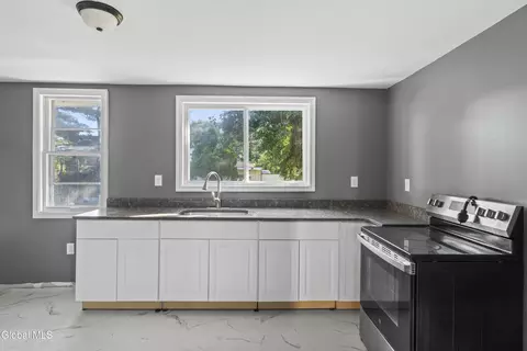 Kitchen - 722 Salina St, Schenectady, NY 12308 photo 2 of 2