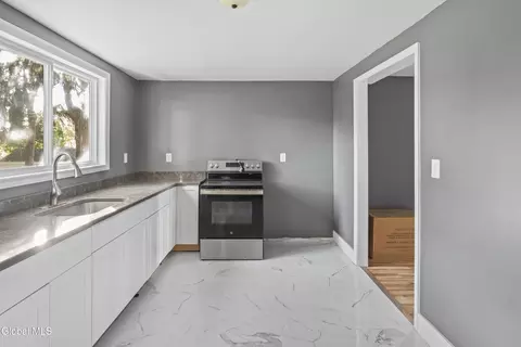 Kitchen - 722 Salina St, Schenectady, NY 12308 photo 1 of 2
