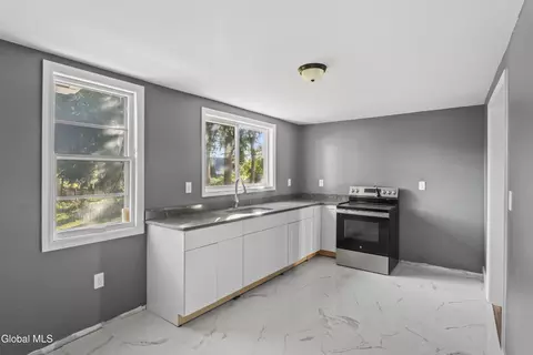 Other - 722 Salina St, Schenectady, NY 12308 photo 3 of 10