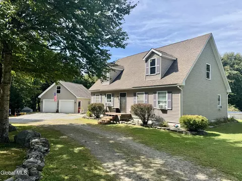 43 Belanger Dr, Lake Luzerne, NY 12846