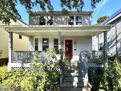 9 Putnam St, Albany, NY 12202