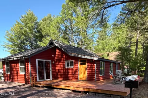 59 Alice Bissell Ln, Long Lake, NY 12847