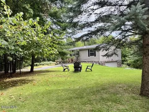 434 Potter Hill Rd, Bolton Landing, NY 12814