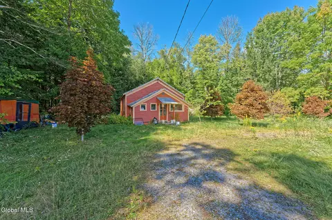 264 Finley Rd, Ballston Spa, NY 12020
