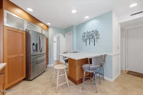 Kitchen - 15 Constitution Dr, Glenmont, NY 12077 photo 3 of 4
