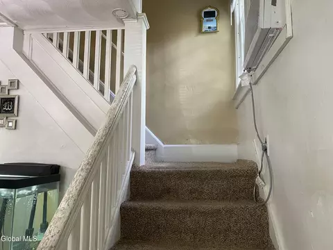 Entry Way - 58 Maple Pl, Ilion, NY 13357 photo 2 of 3
