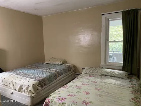 Bedroom - 58 Maple Pl, Ilion, NY 13357 photo 3 of 5