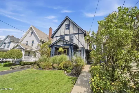 525 Mercer St, Albany, NY 12208