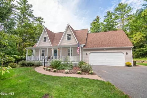 954 Murray Rd, Middle Grove, NY 12850