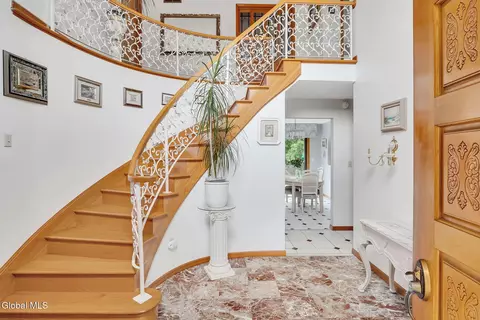 Entry Way - 1046 Ridge Rd, Glenville, NY 12302 photo 1 of 5