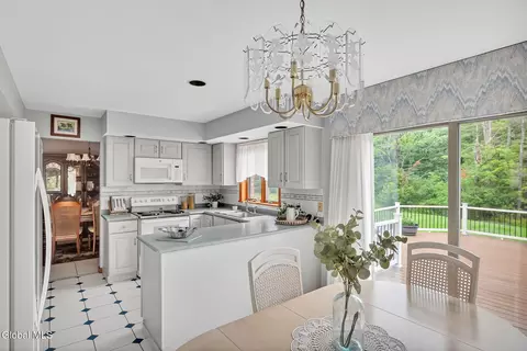 Kitchen - 1046 Ridge Rd, Glenville, NY 12302 photo 5 of 5