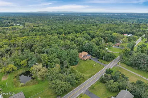 View/Area - 1046 Ridge Rd, Glenville, NY 12302 photo 3 of 5
