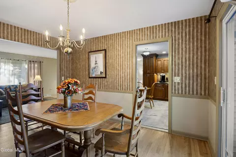 Dining - 1270 Fox Hollow Rd, Schenectady, NY 12309 photo 1 of 1