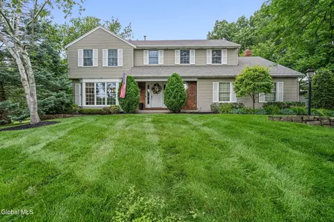 3 Georgian Ter, Loudonville, NY 12211