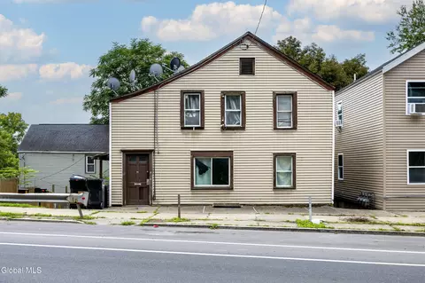 727 Burden Ave, Troy, NY 12180