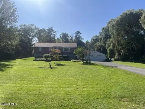 29 White Rd, Milton, NY 12020