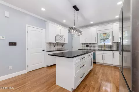Kitchen - 1710 Eastern Pkwy, Schenectady, NY 12309 photo 1 of 7