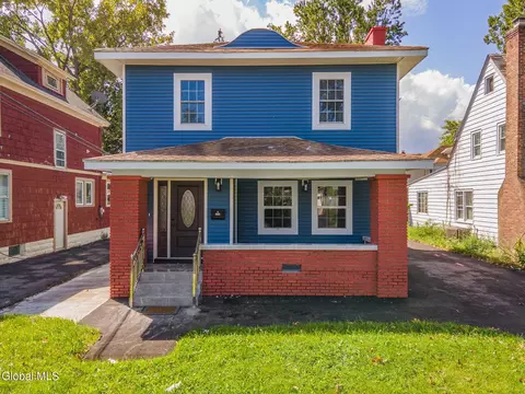 Exterior - 1710 Eastern Pkwy, Schenectady, NY 12309 photo 4 of 10
