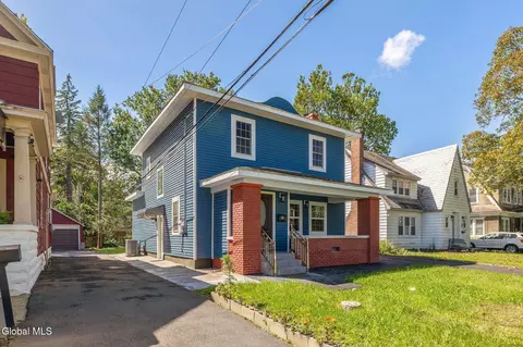 Exterior - 1710 Eastern Pkwy, Schenectady, NY 12309 photo 8 of 10