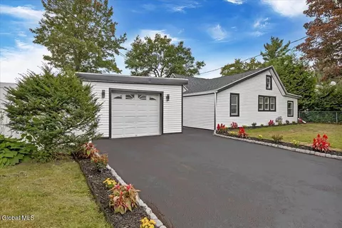 5 Marquette Ave, Latham, NY 12110