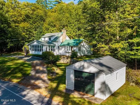700 Atateka Dr, Chestertown, NY 12817
