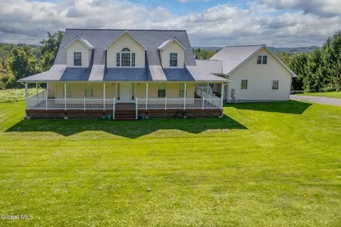 2782 Furbeck Rd, Altamont, NY 12009