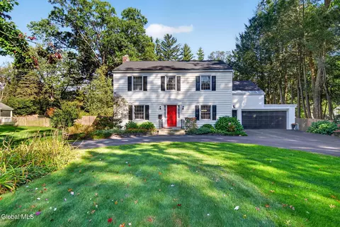 3 Locust Ln, Loudonville, NY 12211