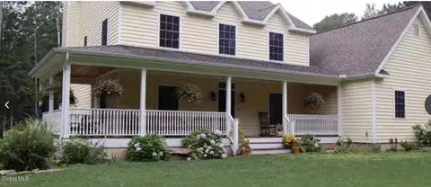 5703 Jockey St, Galway, NY 12074