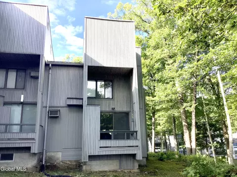 3562 Lake Shr #13, Lake George, NY 12845