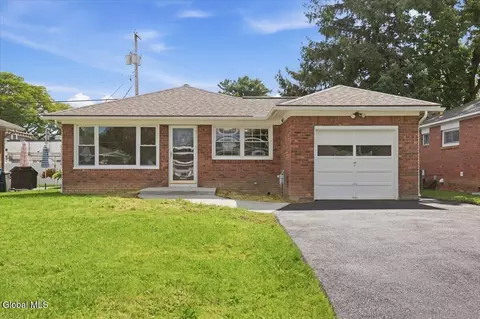 3 Westford St, Albany, NY 12208
