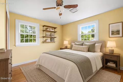 Bedroom - 1015 Tomahawk Trl, Scotia, NY 12302 photo 1 of 8