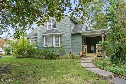 111 Michigan Ave, Rensselaer, NY 12144