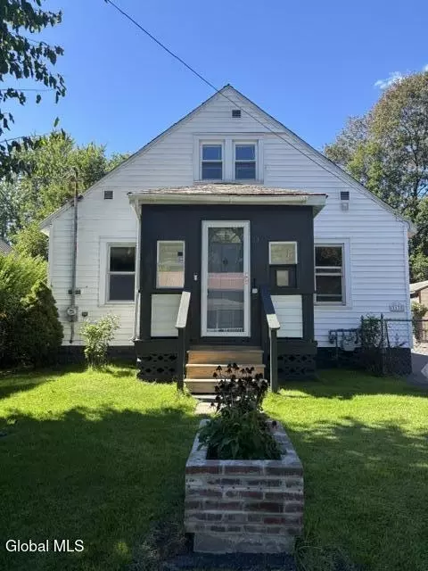 13 Belle Ave, Queensbury, NY 12804