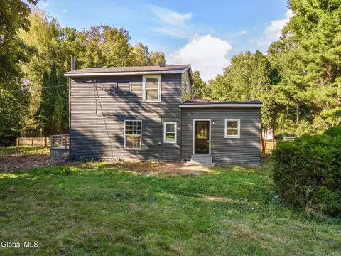 29 Williams St, Wynantskill, NY 12198
