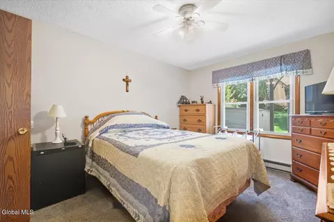 Bedroom - 22 Cromwell Dr, Halfmoon, NY 12065 photo 1 of 3