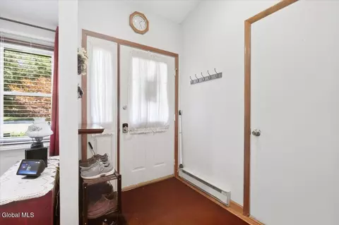 Entry Way - 22 Cromwell Dr, Halfmoon, NY 12065 photo 1 of 2