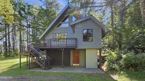 112 Ny-10a, Johnstown, NY 12095